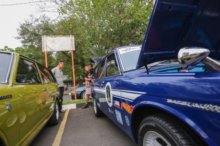 Minggu (12/2) sore, dimanfaatkan Wakil Gubernur (Wagub) Sumatera Utara (Sumut) Musa Rajekshah dengan “Mejeng Sore” bersama anak-anak muda di Kota Medan di halaman Universitas Sumatera Utara (USU).  (DISKOMINFO)