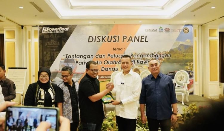 Wakil Gubernur (Wagub) Sumatera Utara (Sumut) Musa Rajekshah menghadiri diskusi panel di Hotel Adimulia, Jalan Diponegoro, Kota Medan, Senin (13/2). (DISKOMINFO)