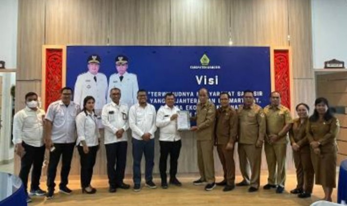 Serahterima antara BPPW Sumut dengan Pemkab Samosir.(Suriono Brandoi)