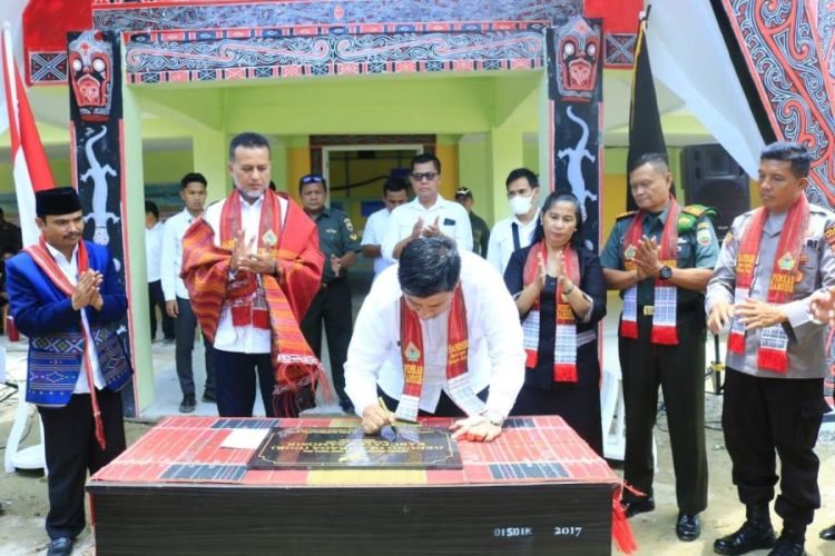 Peresmian GOR Kabupaten Samosir.(Suriono Brandoi)