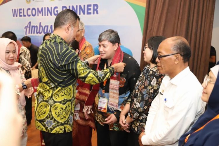 Wakil Gubernur (Wagub) Sumatera Utara (Sumut) Musa Rajekshah  menghadiri Welcoming Dinner Ambassador to Kampung KB Lake Toba di Hotel Niagara Parapat, Rabu (15/3) malam. (DISKOMINFO SUMUT)