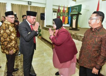 Gubernur Sumatera Utara (Sumut) Edy Rahmayadi menghadiri pelantikan Dr Safrida sebagai Rektor Universitas Islam Sumatera Utara (UISU), Rabu (26/4) di Aula Fakultas Kedokteran UISU, Jalan STM, Medan.  (Diskominfo)