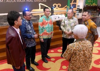 Kepala Dinas Komunikasi dan Informatika Sumatera Utara (Sumut) Ilyas Sitorus mewakili Gubernur Sumut Edy Rahmayadi menghadiri Jamuan Makan Malam atau Gala Dinner Konferensi Penyiaran Indonesia 2023 di Aula Raja Inal Siregar, lantai 2 Kantor Gubernur Sumut, Jalan Diponegoro No. 30, Medan, Rabu Malam (26/7/2023). (Diskominfo Sumut)