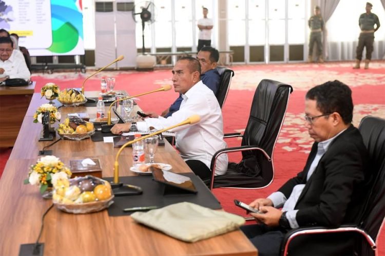 Gubernur Sumut, Edy Rahmayadi memimpin Rapat terkait PON XXI 2024 Aceh - Sumut di Aula Tengku Rizal Nurdin, Rumah Dinas Gubernur Sumut, Jalan Sudirman No. 41 Medan, Rabu (5/7/2023). (Dikominfo Sumut)