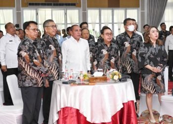 Gubernur Sumatera Utara (Sumut) Edy Rahmayadi menghadiri acara Pelantikan dan Pengukuhan Pengurus Gabungan Pengusaha Kelapa Sawit Indonesia (GAPKI) Sumut Periode 2023-2028 di Aula Tengku Rizal Nurdin, Rumah Dinas Gubernur Sumut, Jalan Sudirman Medan, Rabu (5/7/2023).  (Foto Diskominfo Sumut)