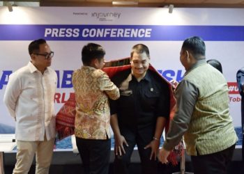 Penjabat (Pj) Gubernur Sumut Hassanudin menghadiri konferensi pers tentang Aquabike World Championship 2023 di Kantor Kementerian Bidang Kemaritiman dan Investasi, Jakarta, Selasa (31/10). (DISKOMINFO SUMUT)