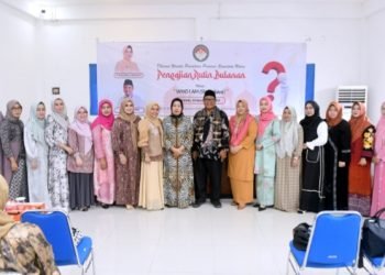 Dharma Wanita Persatuan (DWP) Provinsi Sumut menggelar pengajian rutin bulanan dengan Penceramah Ustaz Sariman Al-Faruq yang diselenggarakan di Aula Kantor Dharma Wanita Persatuan Provinsi Sumut, Jalan Cik Ditiro, Medan, Kamis (23/11/2023). (Diskominfo Sumut)