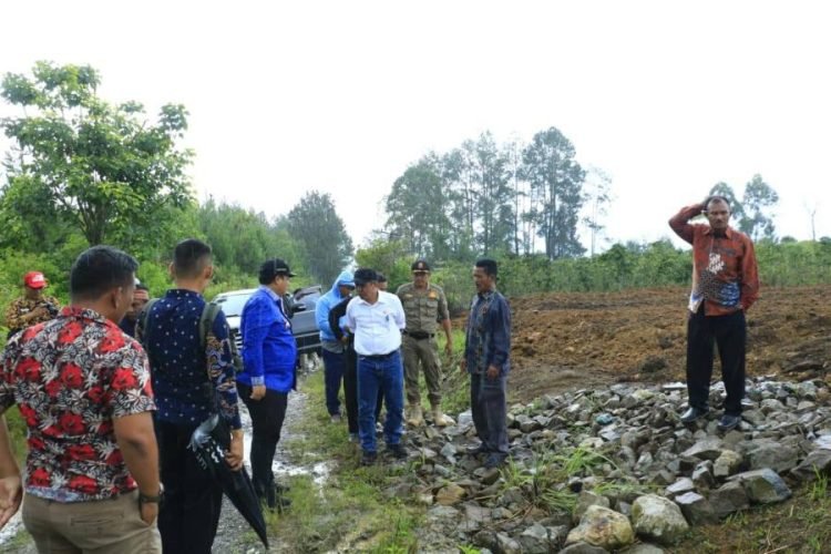Bupati Samosir berkantor di Desa Lumban Suhi-Suhi Dolok.(Suriono Brandoi)