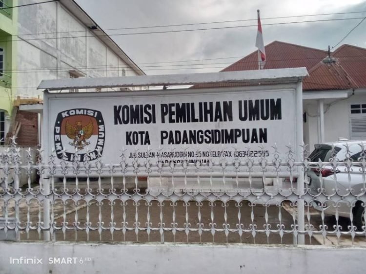 Kantor KPU Padangsidimpuan.