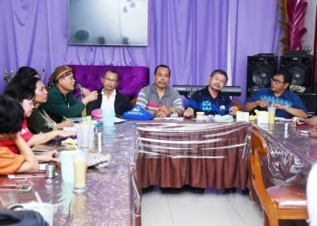 Rapat finalisasi persiapan Pesta Partangiangan Bona Taon PPTSMB Medan Sekitarnya di RM Sitalolo.