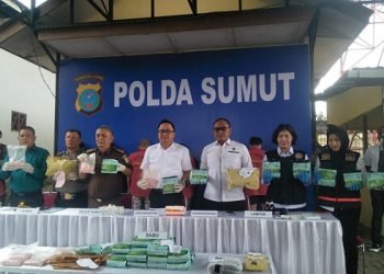 Ditresnarkoba Polda Sumut melakukan pemusnahan narkotika di Mapolda Sumut.