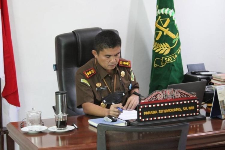 Kajari Gunungsitoli Parada Situmorang.
