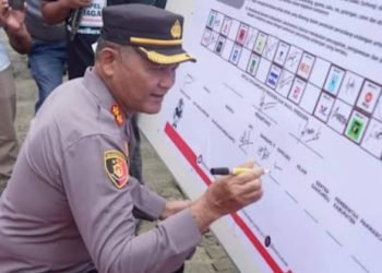 Kapolres Labusel, AKBP Maringan Simanjuntak.