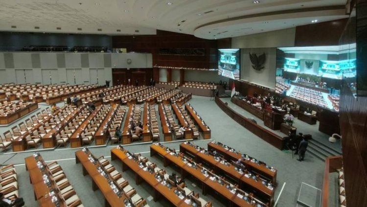 Rapat paripurna DPR RI hanya dihadiri 95 anggota dewan.