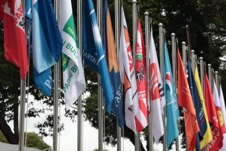 Bendera Partai Politik.