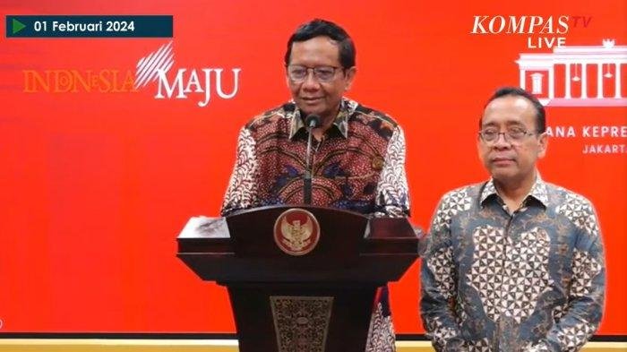 Menko Polhukam yang juga calon wakil presiden nomor urut 3 Mahfud MD mengatakan telah menyampaikan surat pengunduran diri ke Presiden Joko Widodo (Jokowi) di Istana Kepresidenan Jakarta, Kamis (1/2).