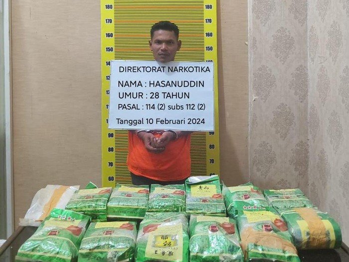 Pelaku Hasanuddin diamankan di Polda Sumut.