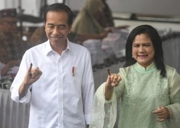 Jokowi dan Ibu Negara Iriana Jokowi.