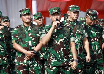 Panglima TNI Jenderal TNI Agus Subiyanto dan jajaran.