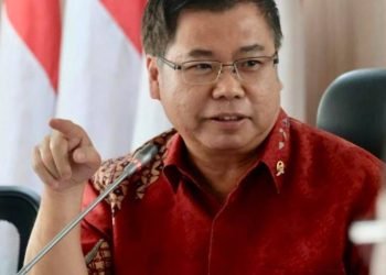 Dr Sofyan Tan.