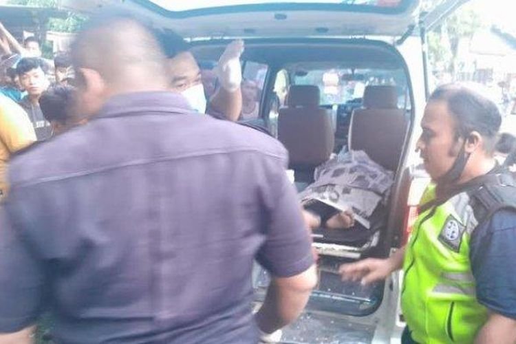 Tabrakan kereta api di Kecamatan Sunggal, Deli Serdang.