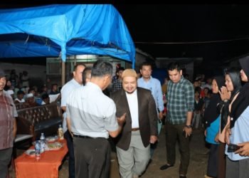 Bupati Tapsel Dolly Pasaribu hadiri undangan silaturahmi dengan masyarakat Angkola Selatan pada Jumat (19/4) malam. (IST)