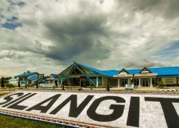 Bandara Sisingamangaraja XII di Silangit, Kecamatan Siborongborong, Kabupaten Tapanuli Utara turun status dari internasional menjadi domestik. 