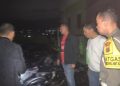 Polres Samosir melakukan penyelidikan Tempat Kejadian Perkara (TKP) kebakaran yang melanda bengkel mobil di Jalan Ronggur Nihuta Desa Pardomuan I, Kecamatan Pangururan.