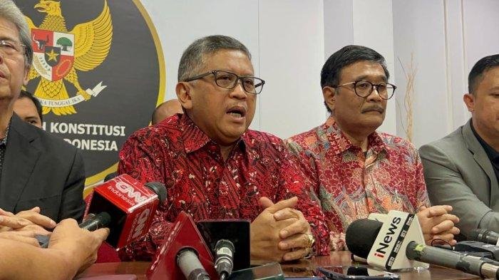 PDIP menegaskan bakal menggugat hasil Pilpres 2024 ke PTUN usai kalah di MK.