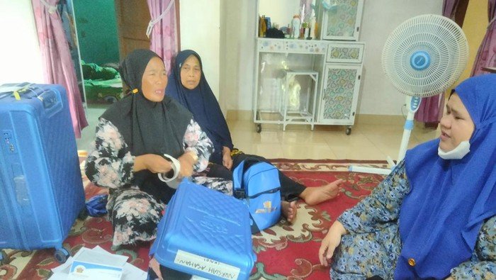 Jemaah Umrah di Asahan mengaku ditipu travel.