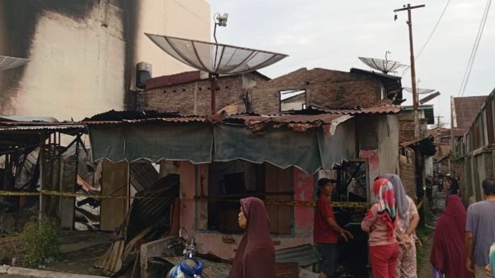 Kondisi rumah Suhartono usai dilahap api. 