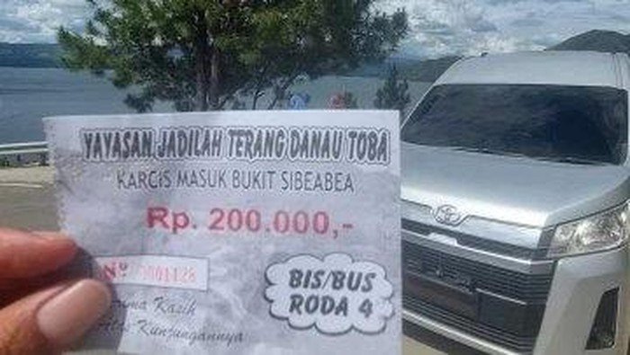 Tiket masuk Bukit Sibea-bea yang dikeluhkan wisatawan.