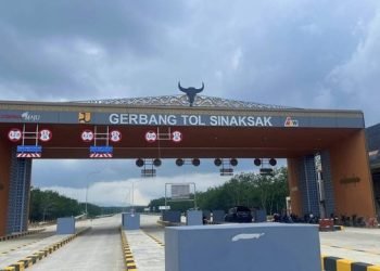 Gerbang Tol Sinaksak.