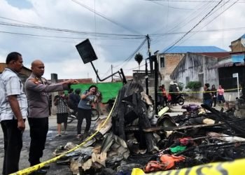 Kebakaran rumah milik wartawan Sampurna Pasaribu di Kabupaten Karo, Sumatera Utara (Sumut).