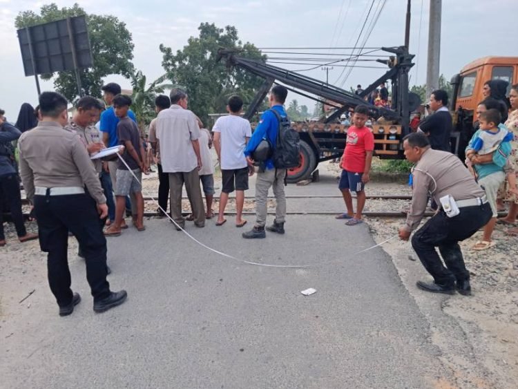 Molisi melakukan olah TKP.