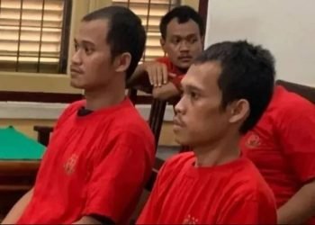 Jaksa tuntut mati dua kurir 53 kg sabu dan 10 ribu pil happy five.