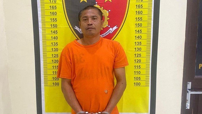 Tampang Parlindungan Siregar saat ditangkap di kantor polisi. 