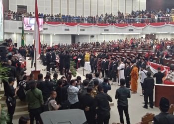 Suasana pelantikan anggota DPRD Sumut. (IST)