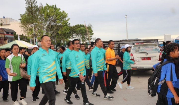 Kegiatan Fun Walk Harhubnas.Ket. Foto. Kegiatan Fun Walk Harhubnas. (IST)