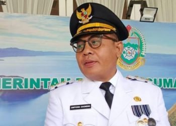 Pj Bupati Taput Dimposma Sihombing.