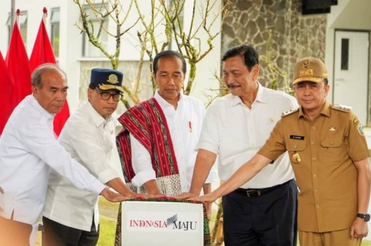 Presiden Jokowi Meresmikan Pusat Riset Genomik Pertanian di Humbahas Didampingi Menteri Luhut.