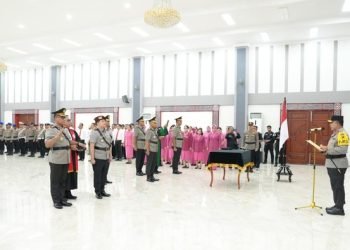 Kapolda Sumut Irjen Whisnu saat melantik Dirressiber hingga Kapolrestabes Medan. 