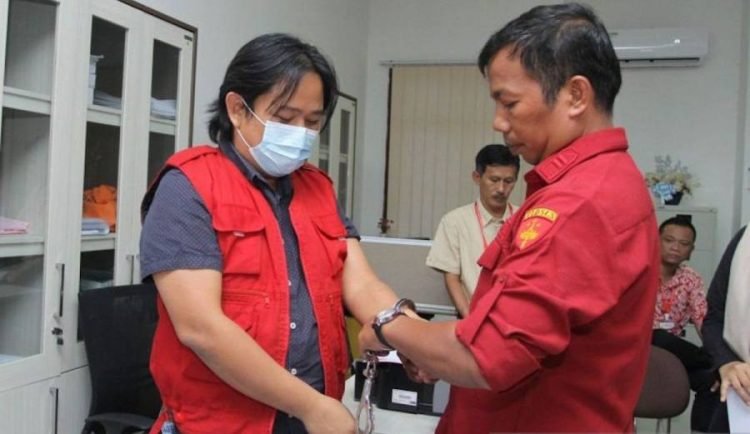 Tersangka John Chandra alias JC ditahan Kejaksaan Tinggi Sumatera Utara, Rabu (9/10/2024).