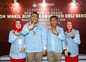 dr Asri Ludin Tambunan dan Lom Lom Suwondo.