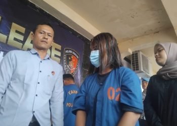Tersangka DSP saat di Polres Asahan.
