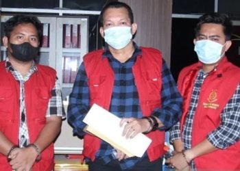 Tiga tersangka ditahan penyidik Pidsus Kejaksaan Tinggi Sumatera Utara di Rutan Kelas I Medan, Kamis (31/10/2024). 