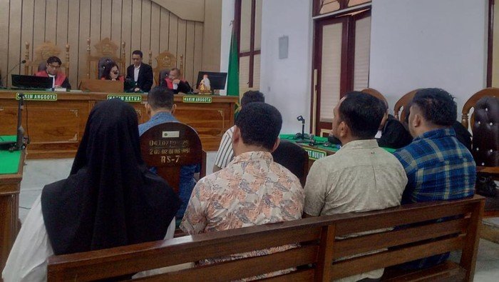 Suasana sidang vonis kasus seleksi PPPK Madina. 