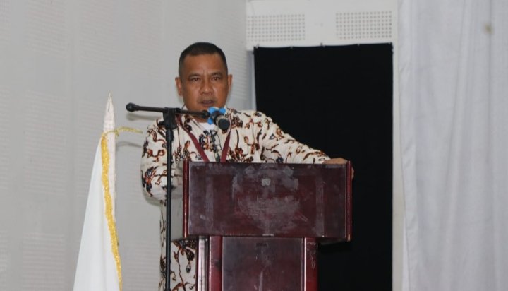 Ketua KPU Toba Sugar Sibarani. (IST)