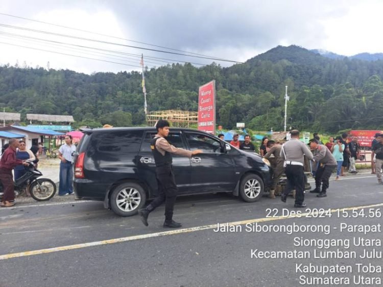 Lakalantas di Lumbanjulu, Innova versus Betor, 1 Orang Meninggal Dunia, Minggu (22/12/2024). 