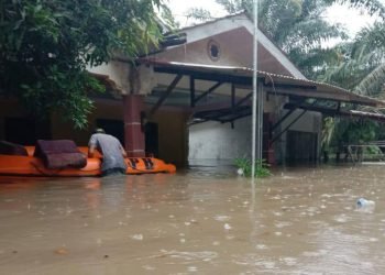Banjir rendam ribuan rumah di Kabupaten Batu Bara. 